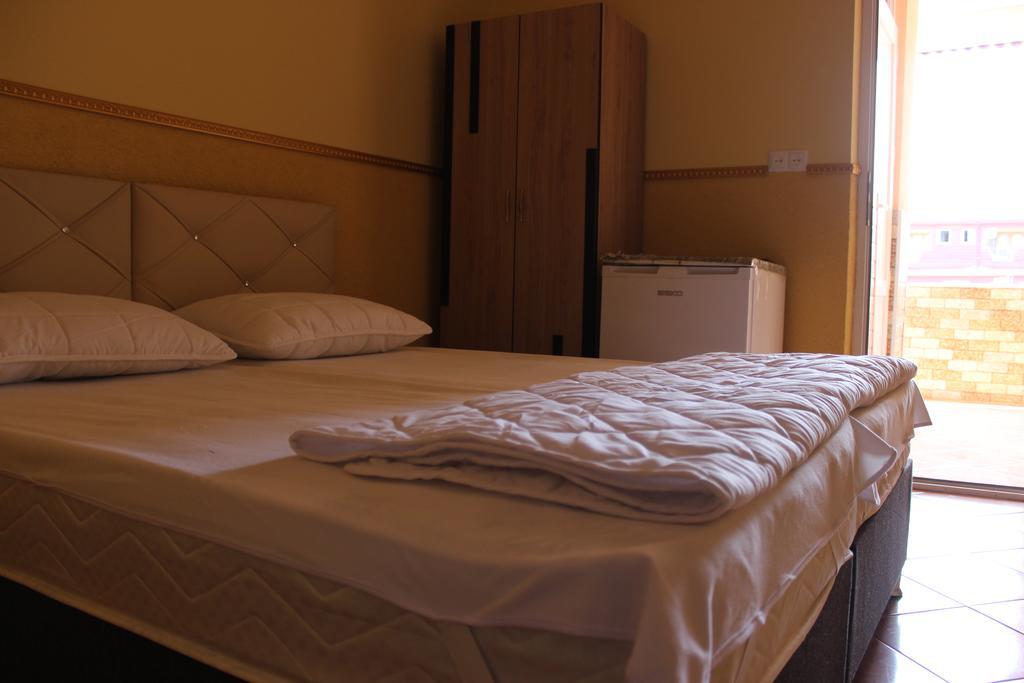 Kvariati Grand Guest House โกนิโอ ภายนอก รูปภาพ