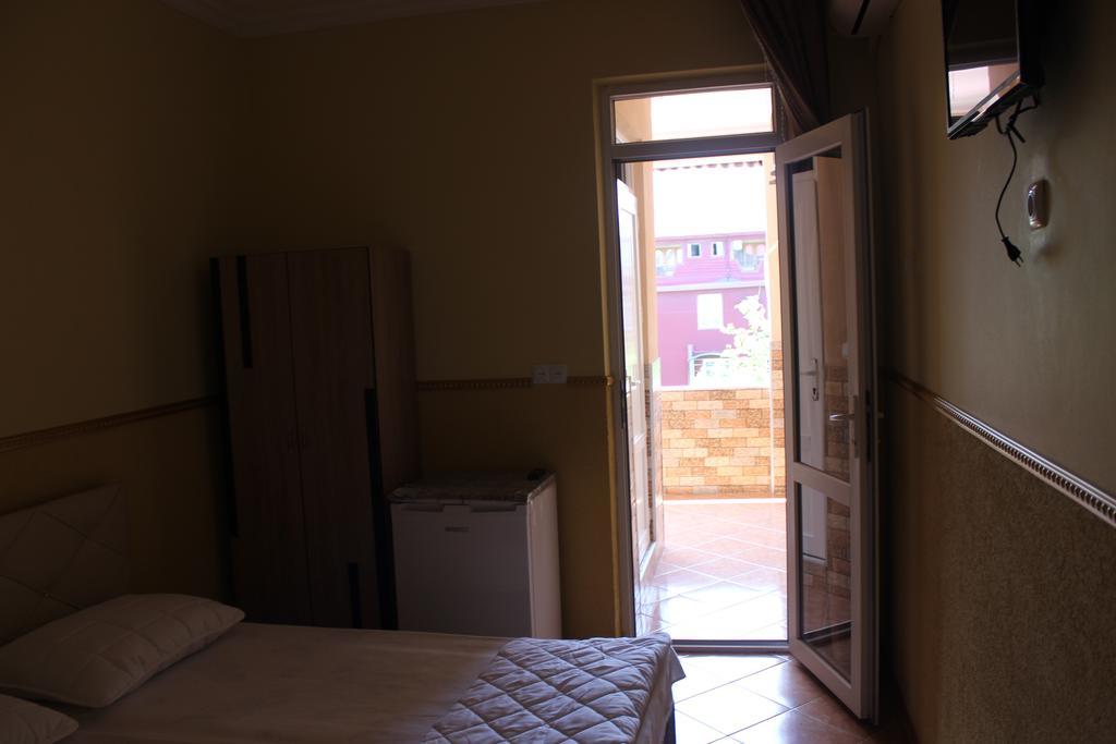 Kvariati Grand Guest House โกนิโอ ภายนอก รูปภาพ