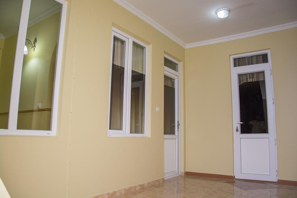 Kvariati Grand Guest House โกนิโอ ภายนอก รูปภาพ