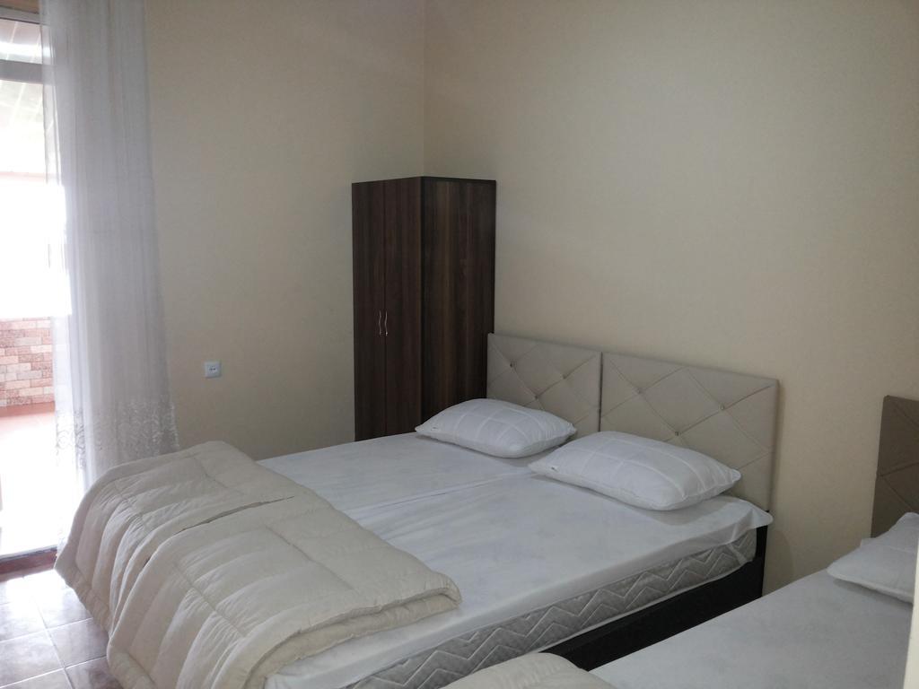 Kvariati Grand Guest House โกนิโอ ภายนอก รูปภาพ
